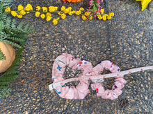 Load image into Gallery viewer, Scrunchies - Cotton Fabric