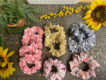 Load image into Gallery viewer, Scrunchies - Cotton Fabric