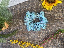 Load image into Gallery viewer, Scrunchies - Cotton Fabric