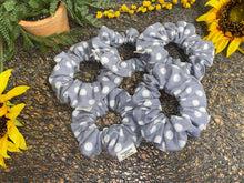 Load image into Gallery viewer, Scrunchies - Cotton Fabric
